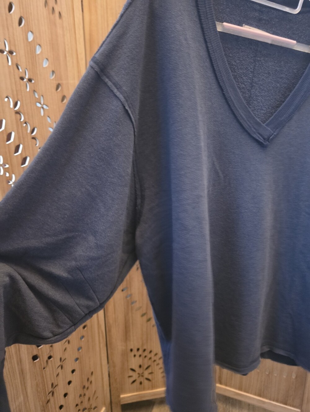 NWOT We The Free Venice V-Neck Sweatshirt in Navy - Picture 7 of 9
